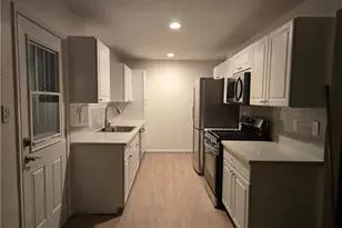 1615 N 5th Pl, Port Hueneme, CA 93041 - Photo 3