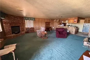 15976 Acoma, Apple Valley, CA 92307 - Photo 3
