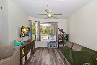 17014 Prospect Avenue, Fontana, CA 92336 - Photo 7