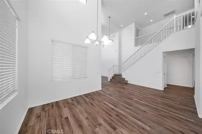 34111 San Sebastian, Murrieta, CA 92563 - Photo 9