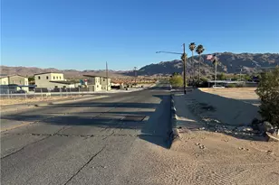 5912 Bagley Ave, 29 Palms MCB, CA 92277 - Photo 5