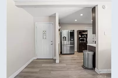 952 E La Verne, Pomona, CA 91767 - Photo 11