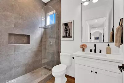 4830 Elmwood Avenue #302, Los Angeles, CA 90004 - Photo 19