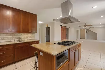 1560 Carnation Way, Upland, CA 91786 - Photo 11