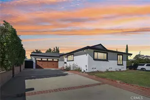 10007 Debra Ave, Granada Hills, CA 91343 - Photo 51