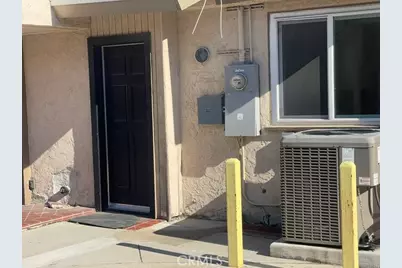1326 W 98th, Los Angeles, CA 90044 - Photo 33