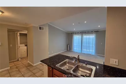 1015 La Terraza #304, Corona, CA 92879 - Photo 3