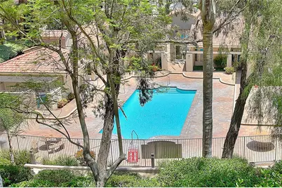 1015 La Terraza #304, Corona, CA 92879 - Photo 5