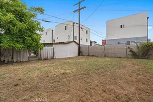 872 W 47th St, Los Angeles, CA 90037 - Photo 31