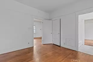 872 W 47th St, Los Angeles, CA 90037 - Photo 21