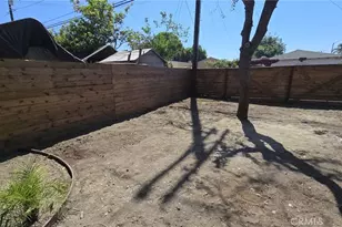 2391 Fashion Ave, Long Beach, CA 90810 - Photo 9