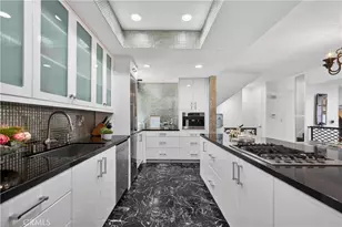 9321 Burton Wy, Beverly Hills, CA 90210 - Photo 17