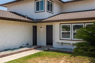 16275 Dianthus Ave, Fontana, CA 92335 - Photo 3