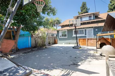 1244 W Martin Luther King Jr, Los Angeles, CA 90037 - Photo 13