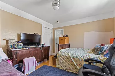 1244 W Martin Luther King Jr, Los Angeles, CA 90037 - Photo 17