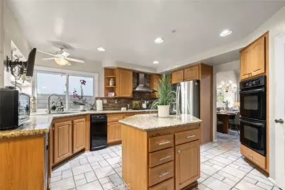 14178 Mendocino Court, Fontana, CA 92336 - Photo 7