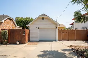 303 S Moore Ave, Monterey Park, CA 91754 - Photo 23
