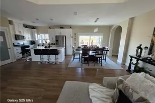 24236 Cahuilla Rd, Apple Valley, CA 92307 - Photo 9