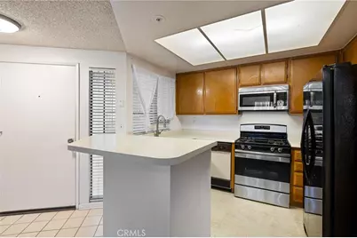 1783 Shady Oaks Court, Azusa, CA 91702 - Photo 7