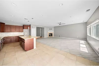 18039 Lapis, San Bernardino, CA 92407 - Photo 23