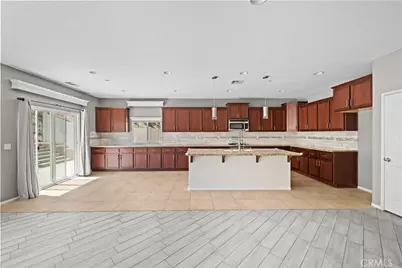 18039 Lapis, San Bernardino, CA 92407 - Photo 21