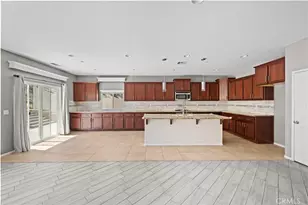 18039 Lapis, San Bernardino, CA 92407 - Photo 21