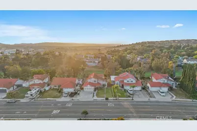 1369 Cresta Road, Corona, CA 92879 - Photo 41
