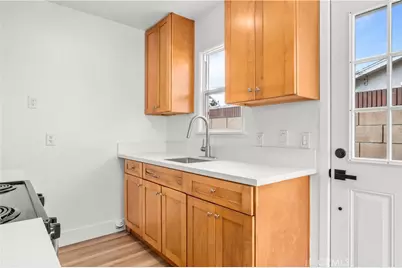 18103 Seine, Artesia, CA 90701 - Photo 11