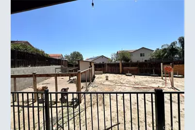 1024 Sykes, San Jacinto, CA 92582 - Photo 17