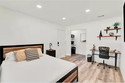5954 Newcomb, San Bernardino, CA 92404 - Photo 17