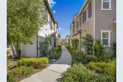 5604 Altamura #6, Fontana, CA 92336 - Photo 13