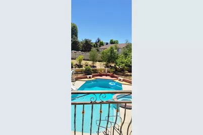 11051 Estacia, Yucaipa, CA 92399 - Photo 15