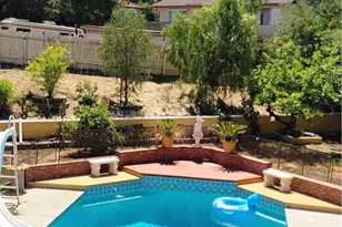 11051 Estacia, Yucaipa, CA 92399 - Photo 13