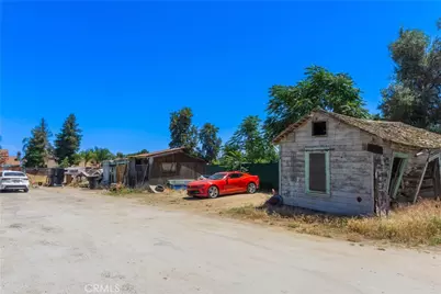 1 N Bridge Street, Visalia, CA 93291 - Photo 5