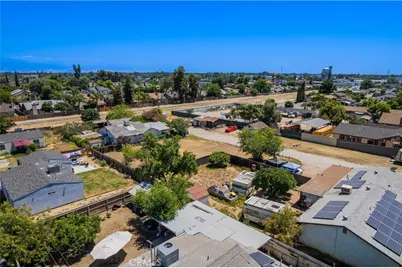 1 N Bridge Street, Visalia, CA 93291 - Photo 27