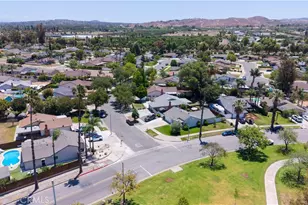 2832 Litchfield, Riverside, CA 92503 - Photo 29