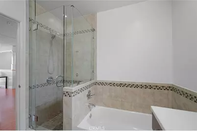 753 W 104th Street, Los Angeles, CA 90044 - Photo 7