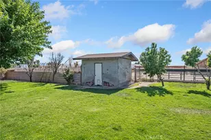 8758 Deep Creek, Apple Valley, CA 92308 - Photo 25