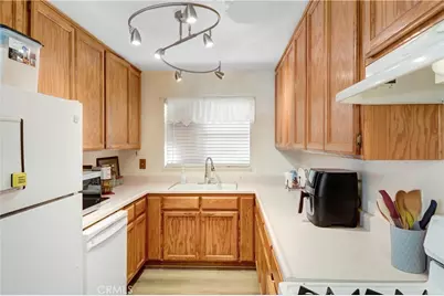 4995 N E, San Bernardino, CA 92407 - Photo 5