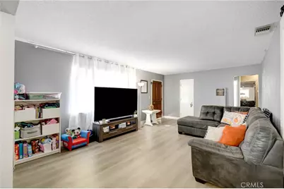 4995 N E, San Bernardino, CA 92407 - Photo 3