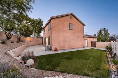 18096 Crabapple Court, San Bernardino, CA 92407 - Photo 9