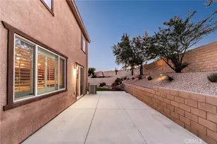 18096 Crabapple Ct, San Bernardino, CA 92407 - Photo 13