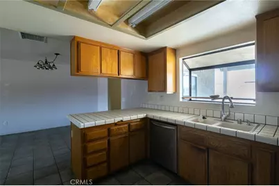 18845 Madrone, Hesperia, CA 92345 - Photo 9