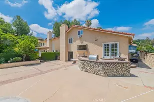 8 Quiet Hollow Rd, Phillips Ranch, CA 91766 - Photo 9