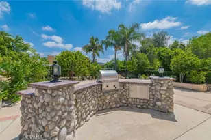 8 Quiet Hollow Rd, Phillips Ranch, CA 91766 - Photo 7