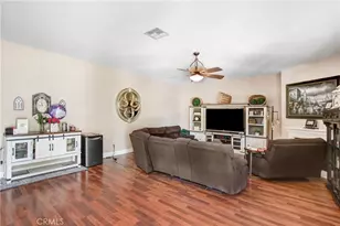 33921 Lake Breeze Dr, Yucaipa, CA 92399 - Photo 9