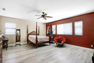 33921 Lake Breeze Drive, Yucaipa, CA 92399 - Photo 17