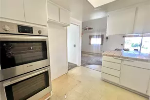 8845 Somerset, Rancho Cucamonga, CA 91701 - Photo 9
