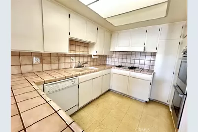 8845 Somerset, Rancho Cucamonga, CA 91701 - Photo 7