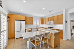 12312 Dandelion Way, Victorville, CA 92392 - Photo 9